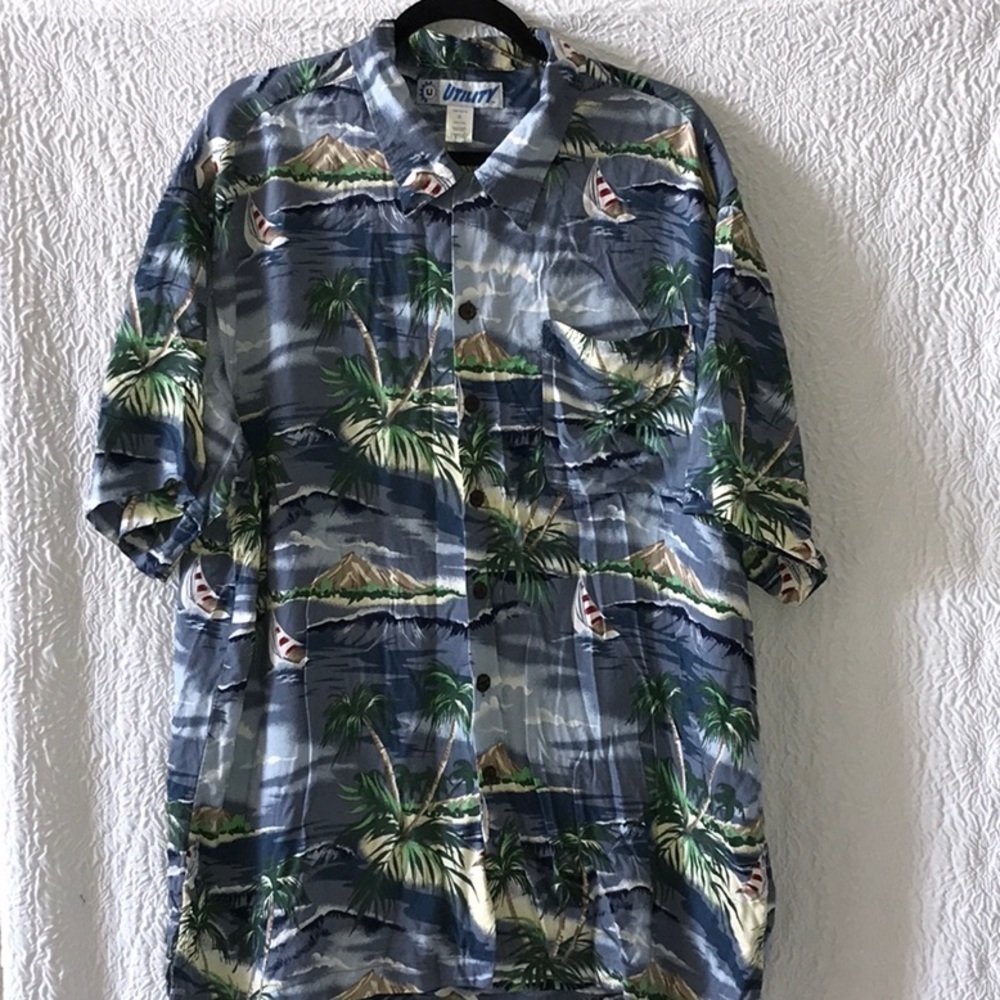 Utility Brand Men's Short Sleeve Hawaiian Island Button Down Shirt